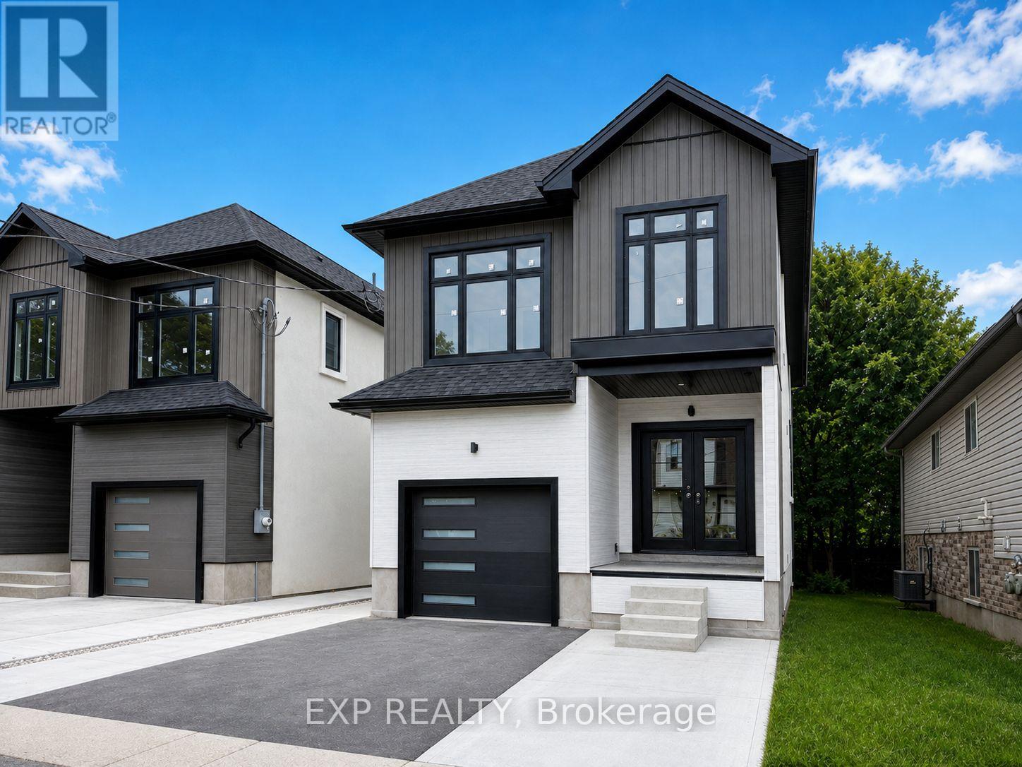 UPPER - 13 CHESTER STREET, Guelph, Ontario