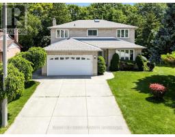 138 STRAWBERRY DRIVE, Hamilton, Ontario