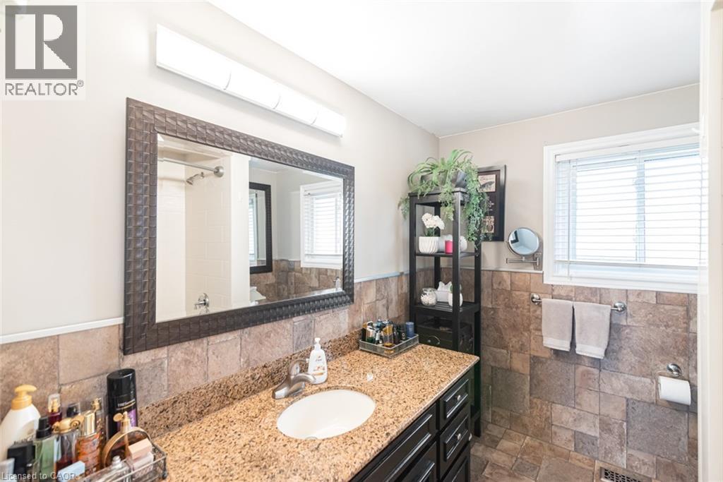 366 Berkindale Drive, Hamilton, Ontario  L8E 3T8 - Photo 22 - 40835949