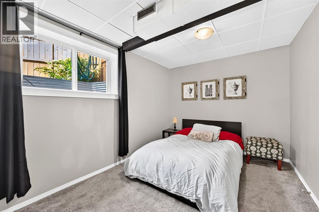 81 Sandalwood Court NW, Calgary, Alberta  T3K 4B7 - Photo 40 - A2331272