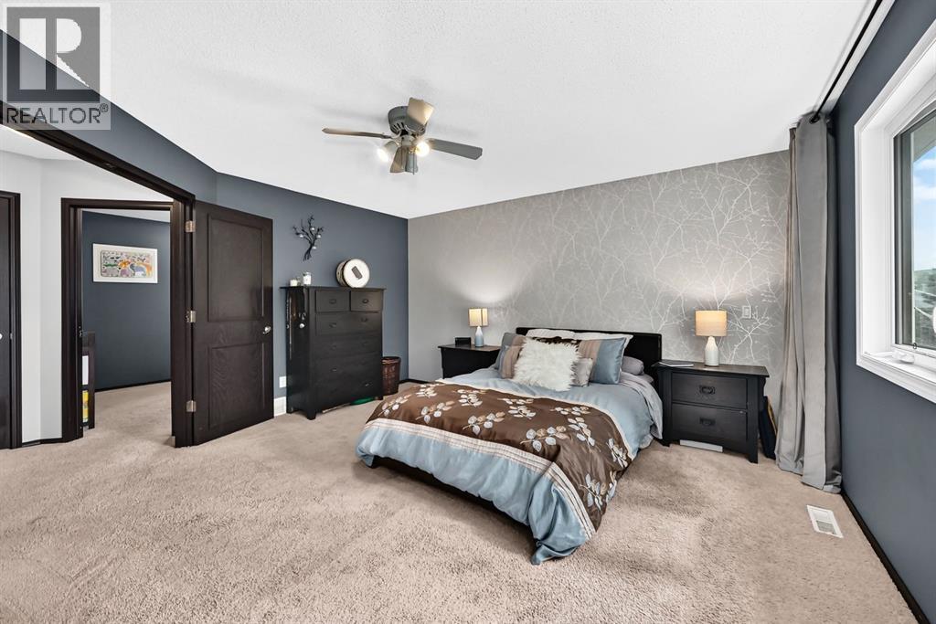 81 Sandalwood Court NW, Calgary, Alberta  T3K 4B7 - Photo 28 - A2331272