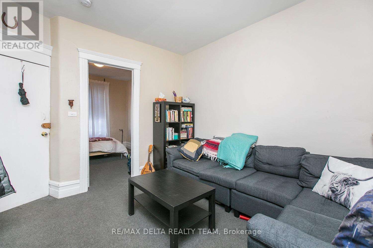 27 Perkins Street, Ottawa, Ontario K1R 7G4 - Photo 4 - X13631628