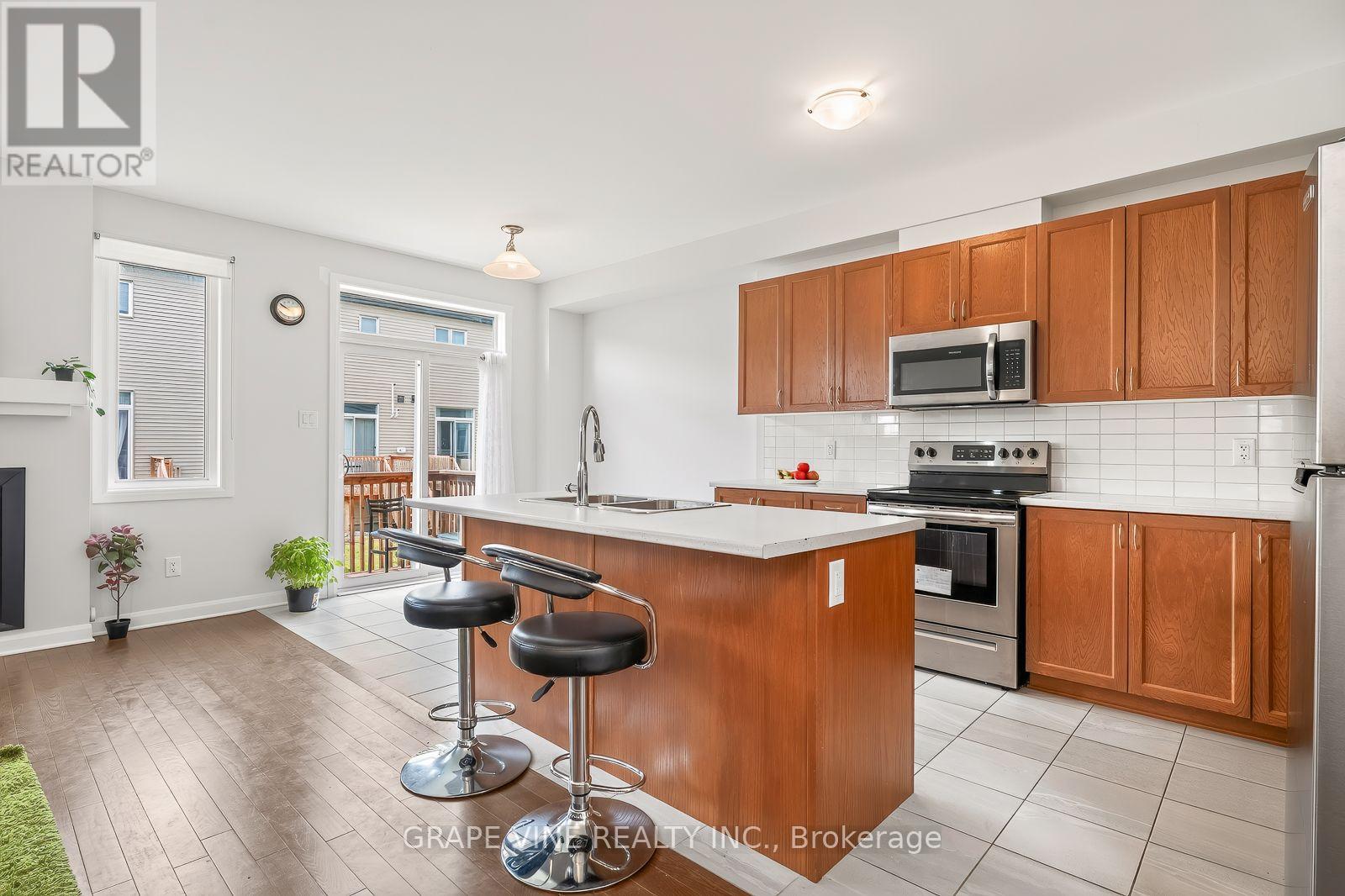 533 Winterset Road, Ottawa, Ontario  K2T 0P4 - Photo 11 - X13631630