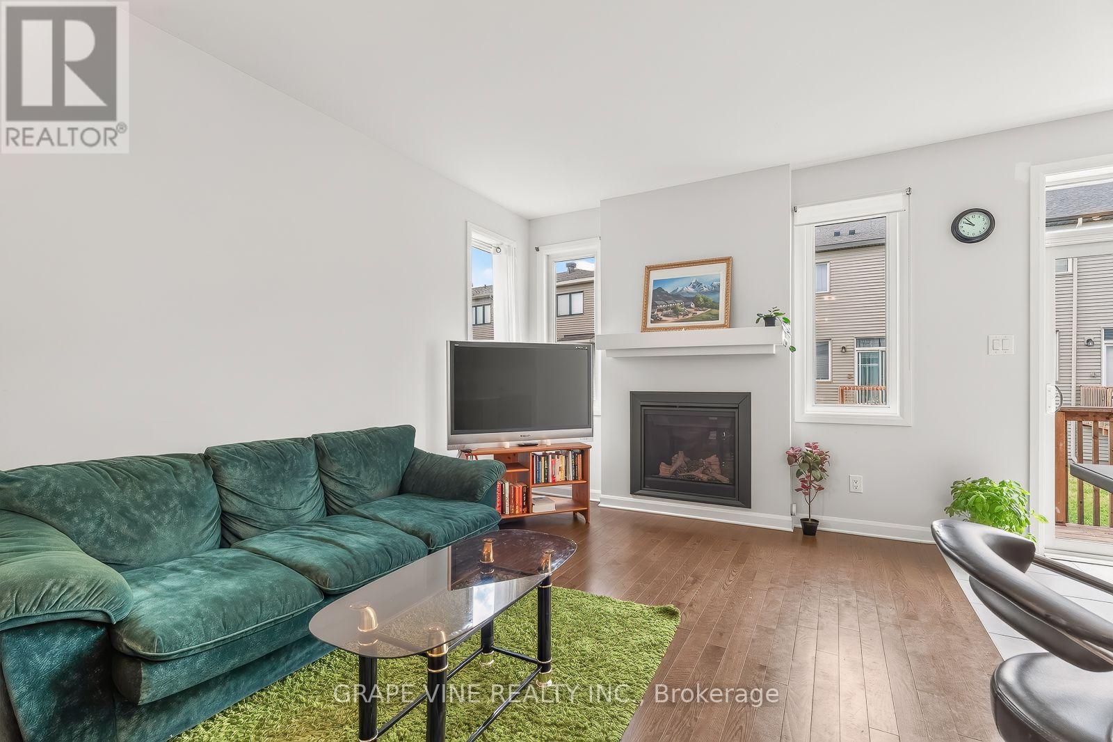 533 Winterset Road, Ottawa, Ontario  K2T 0P4 - Photo 17 - X13631630