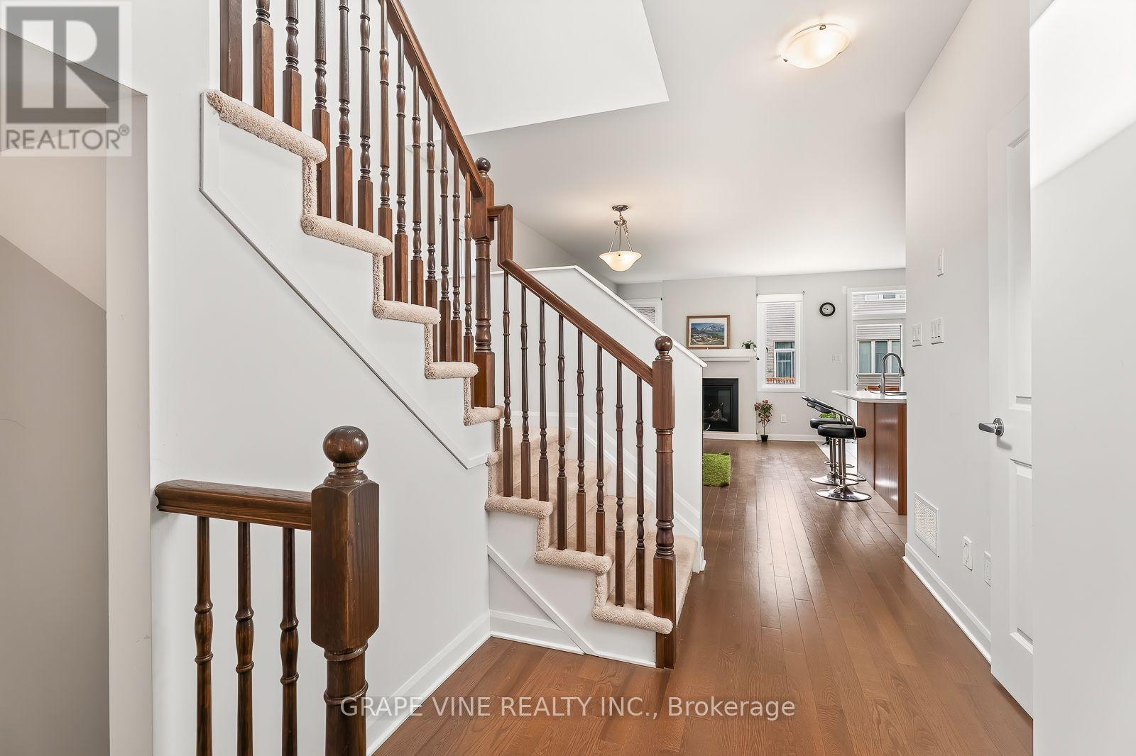 533 Winterset Road, Ottawa, Ontario  K2T 0P4 - Photo 9 - X13631630