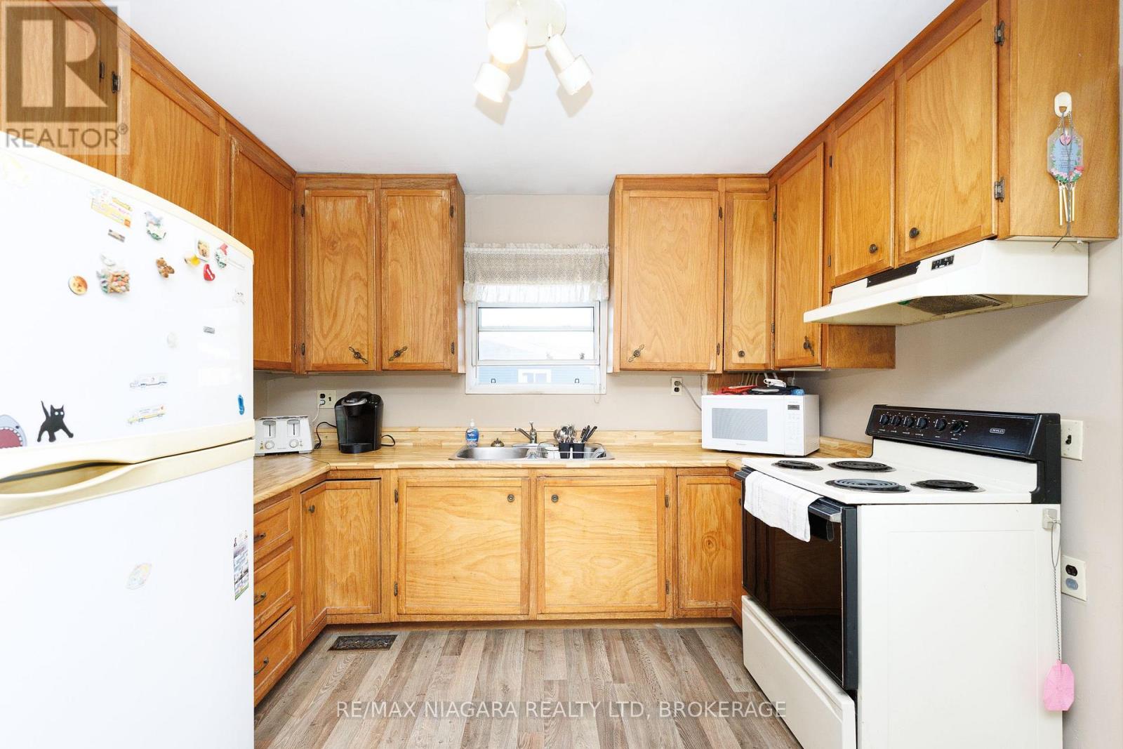 429 Delaware Avenue, Fort Erie, Ontario  L2A 5M4 - Photo 10 - X13631606