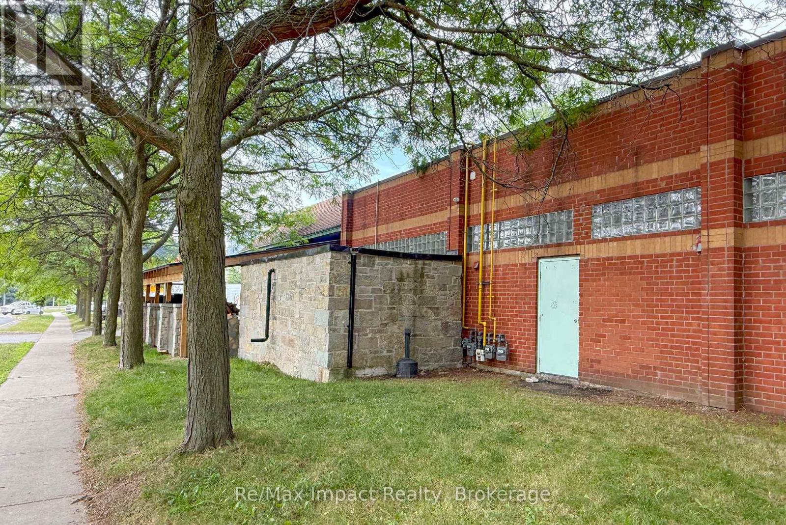 9 & 10 - 371 Old Kingston Road, Toronto, Ontario  M1C 1B7 - Photo 13 - E13629628