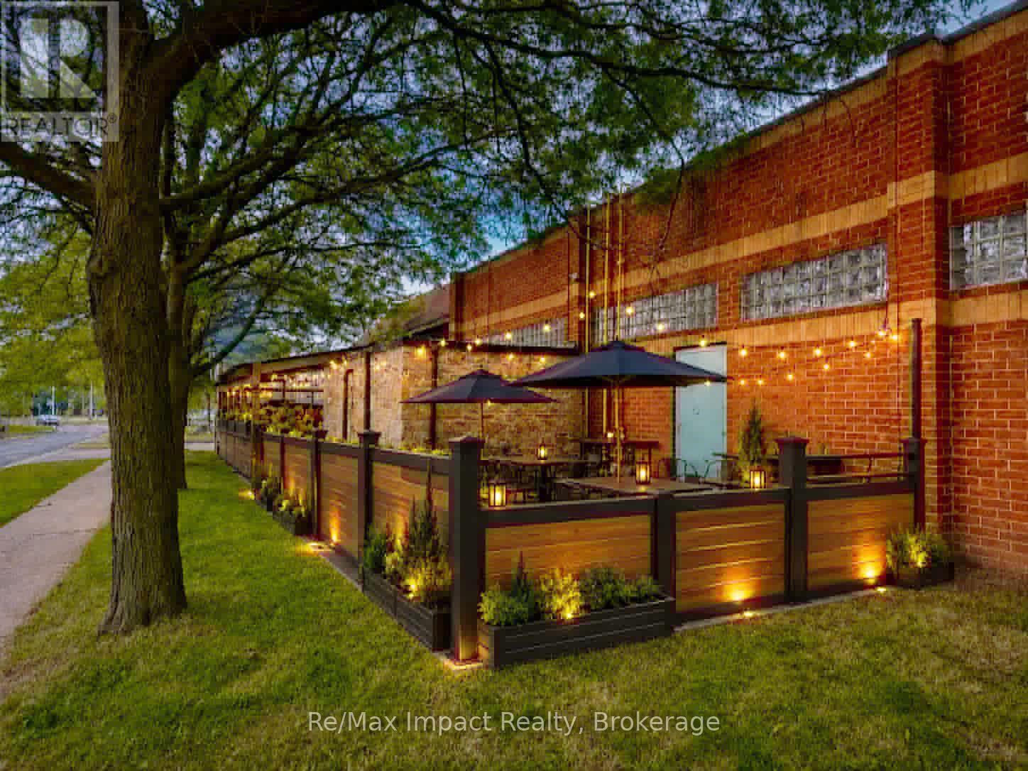 9 & 10 - 371 Old Kingston Road, Toronto, Ontario  M1C 1B7 - Photo 15 - E13629628