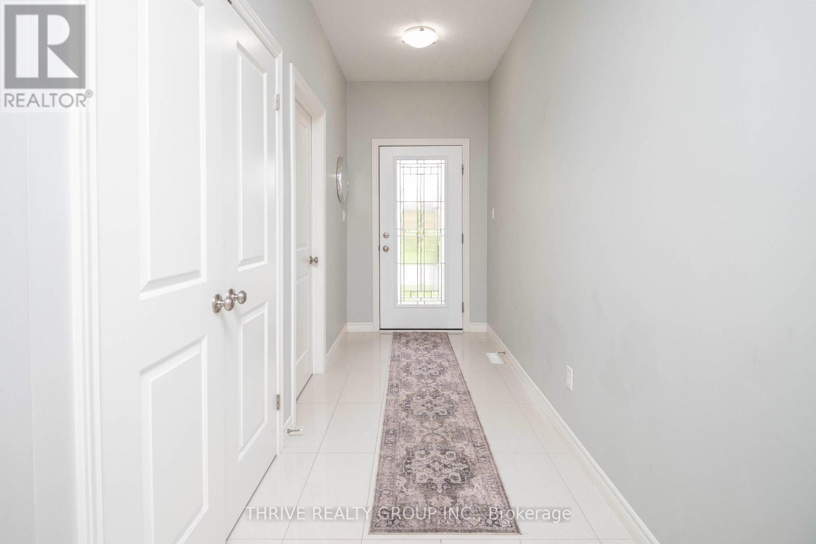 123 - 2250 Buroak Drive, London North, Ontario  N6G 0N7 - Photo 2 - X13088496