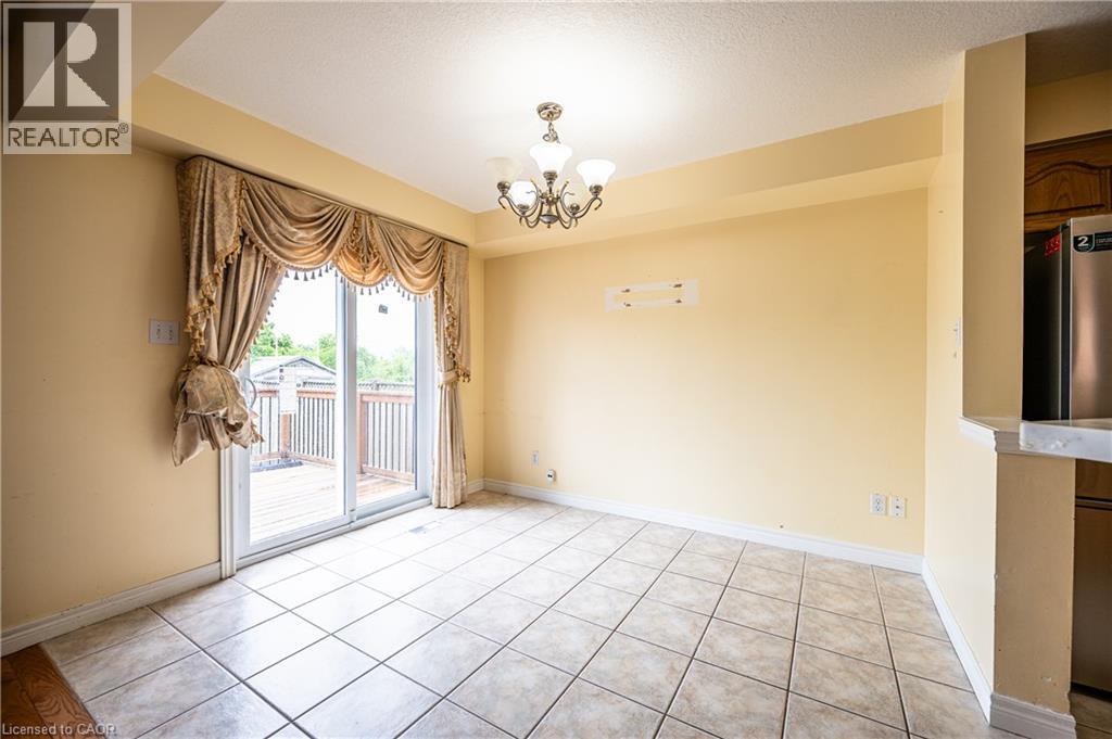 136 Hidden Creek Drive, Kitchener, Ontario  N2N 3N7 - Photo 9 - 40837449