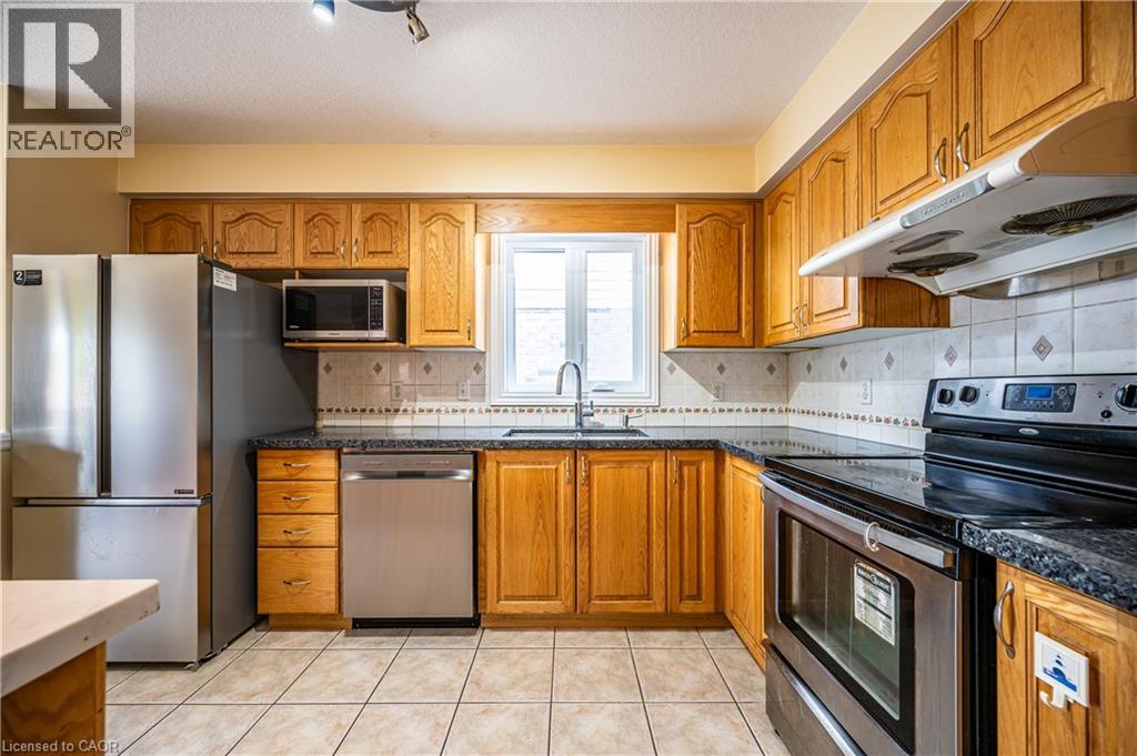 136 Hidden Creek Drive, Kitchener, Ontario  N2N 3N7 - Photo 11 - 40837449