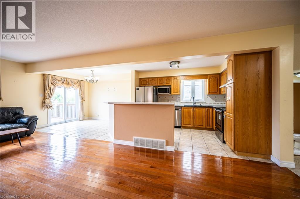 136 Hidden Creek Drive, Kitchener, Ontario  N2N 3N7 - Photo 10 - 40837449