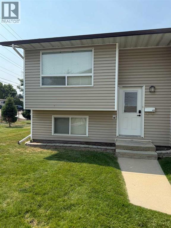 41 Link Court SW, Medicine Hat, Alberta