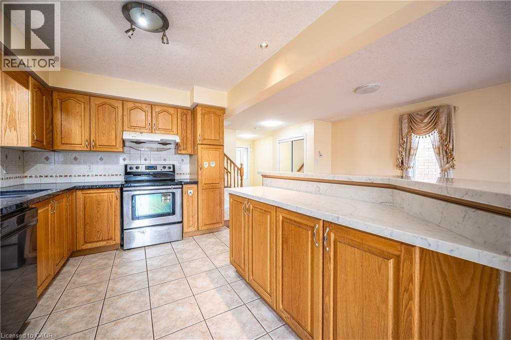 136 Hidden Creek Drive, Kitchener, Ontario  N2N 3N7 - Photo 14 - 40837449