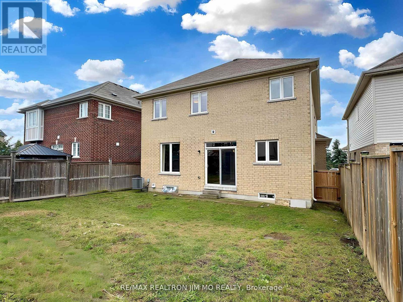 766 Grand Ridge Avenue, Oshawa, Ontario  L1K 2M5 - Photo 38 - E13082068