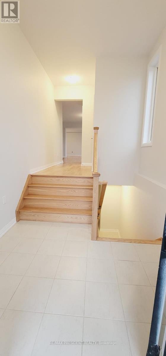 93 Mackay Drive, Woodstock, Ontario N4T 0N8 - Photo 2 - X13631634