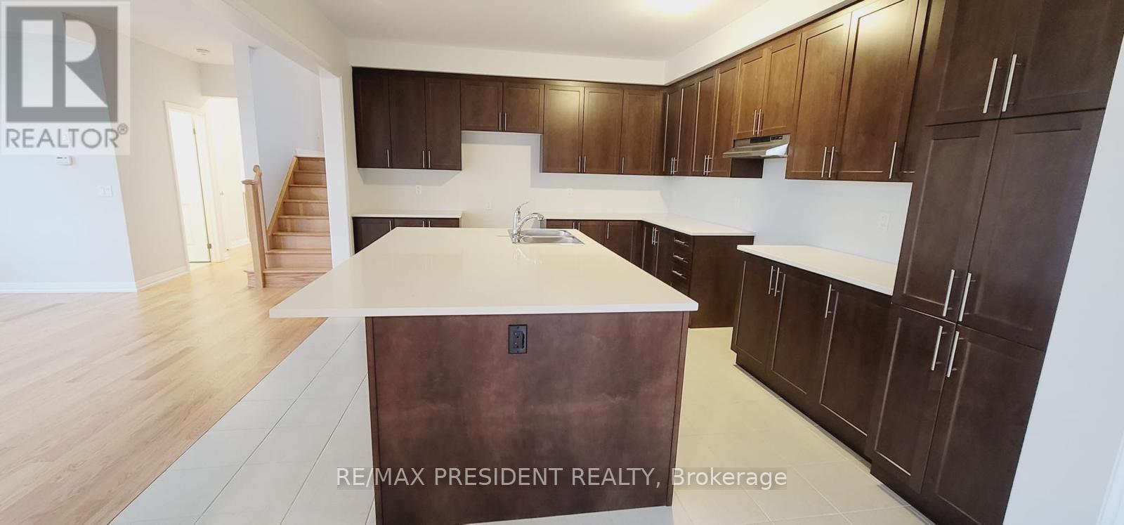 93 Mackay Drive, Woodstock, Ontario N4T 0N8 - Photo 6 - X13631634