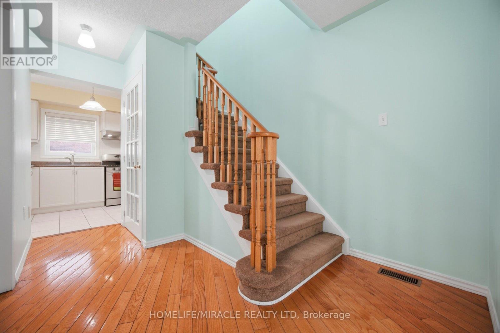 31 Larkspur Road, Brampton, Ontario  L6R 1W8 - Photo 21 - W13477842