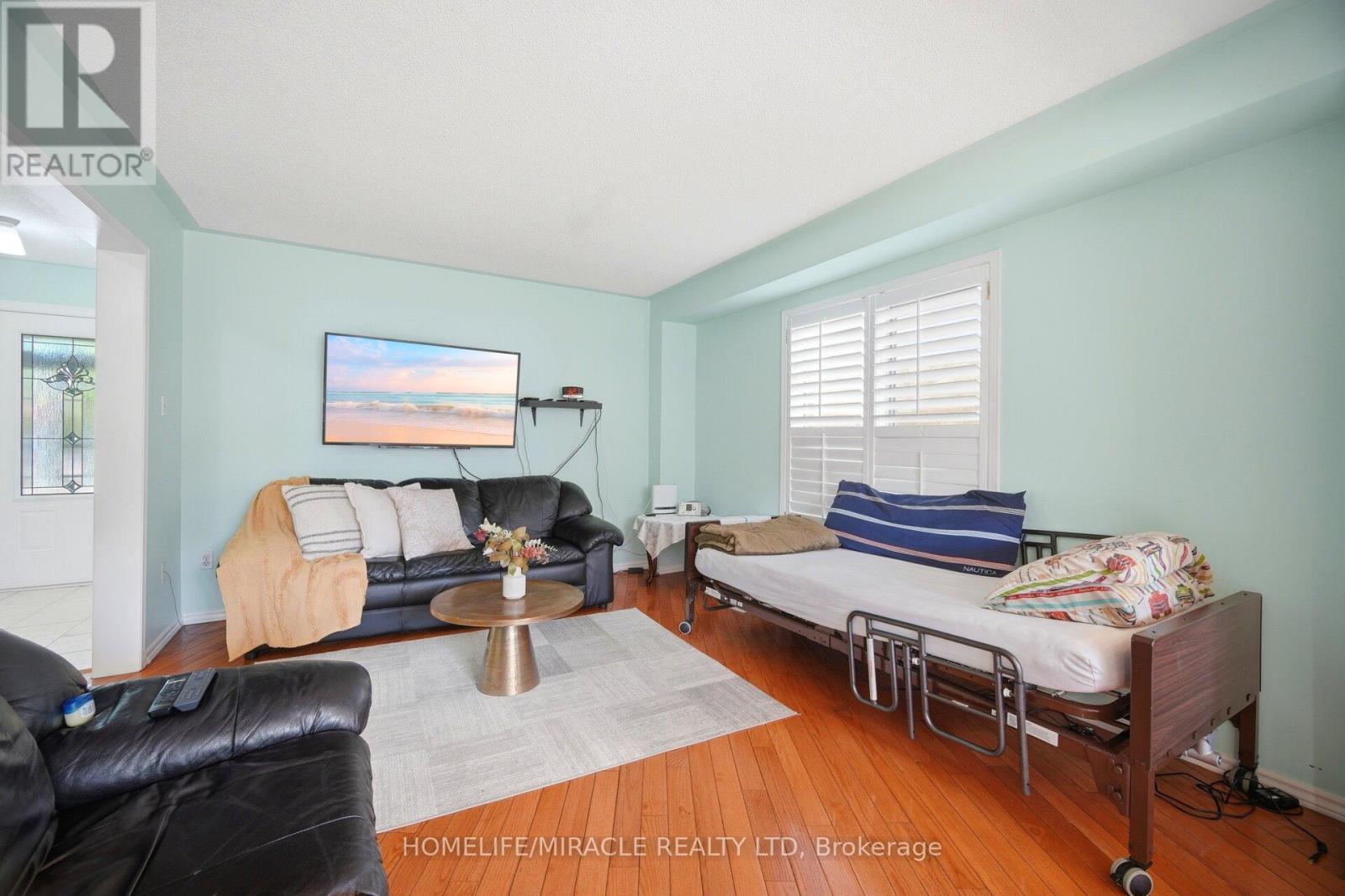 31 Larkspur Road, Brampton, Ontario  L6R 1W8 - Photo 7 - W13477842