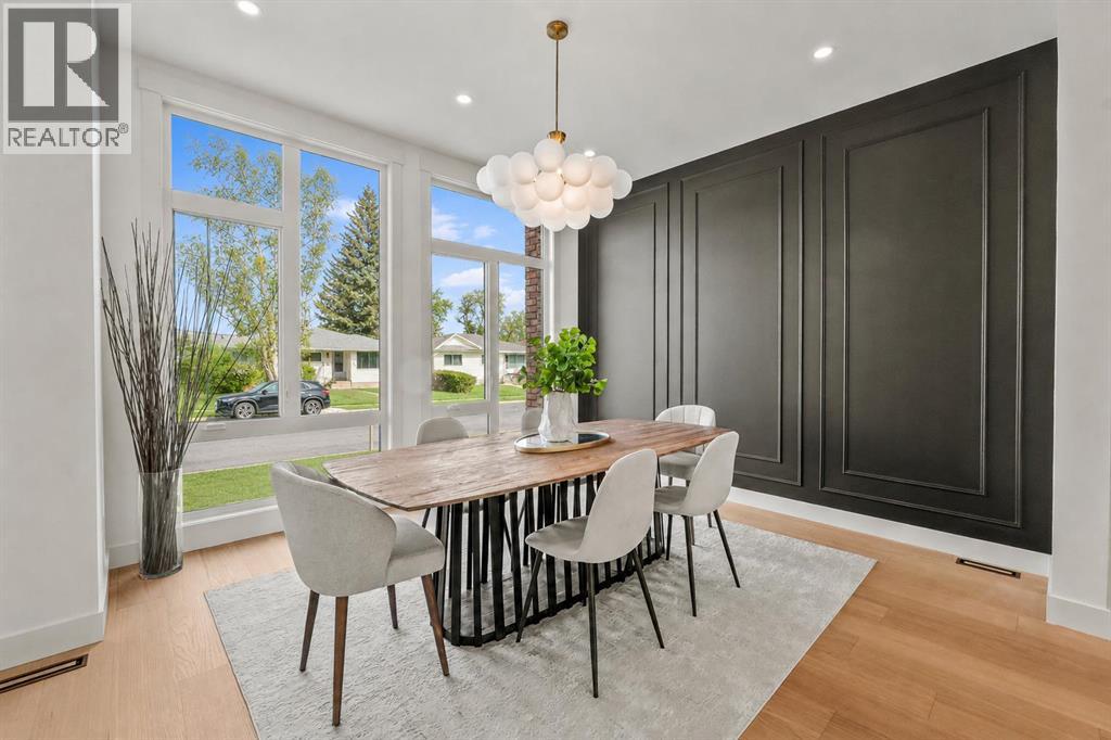 2421 25 Avenue NW, Calgary, Alberta  T2M 2C6 - Photo 2 - A2293805