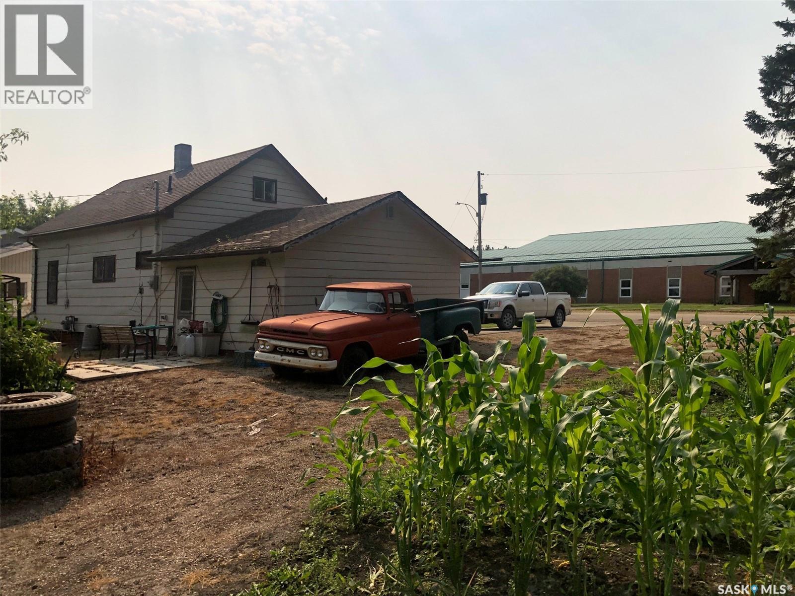 226 2nd Avenue Se, Norquay, Saskatchewan  S0A 2V0 - Photo 12 - SK044338
