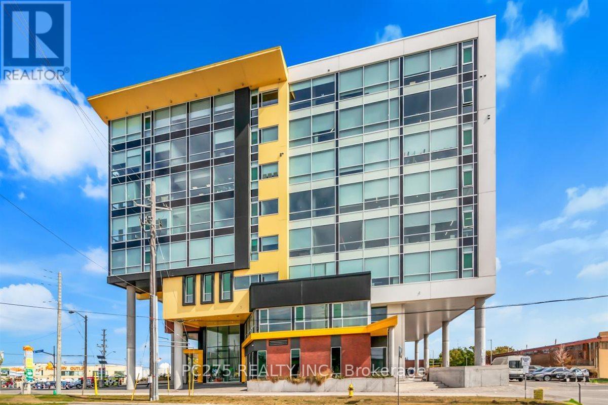 303 - 1275 FINCH AVENUE W, Toronto, Ontario