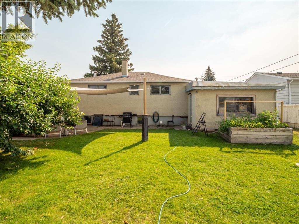 245 4 Street E, Cardston, Alberta  T0K 0K0 - Photo 38 - A2332818