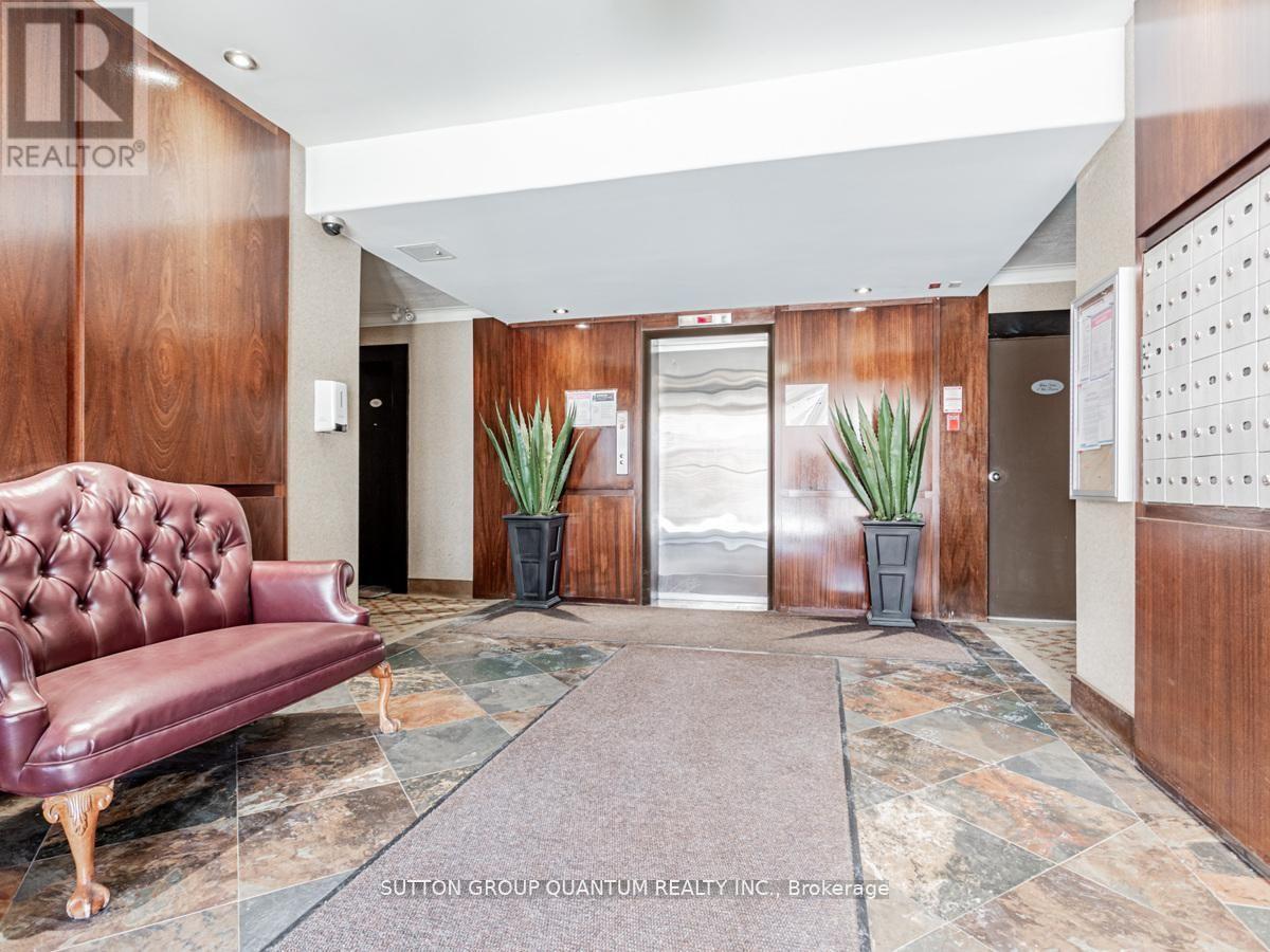 218 - 2550 Bathurst Street, Toronto, Ontario M6B 2Z2 - Photo 4 - C13631680