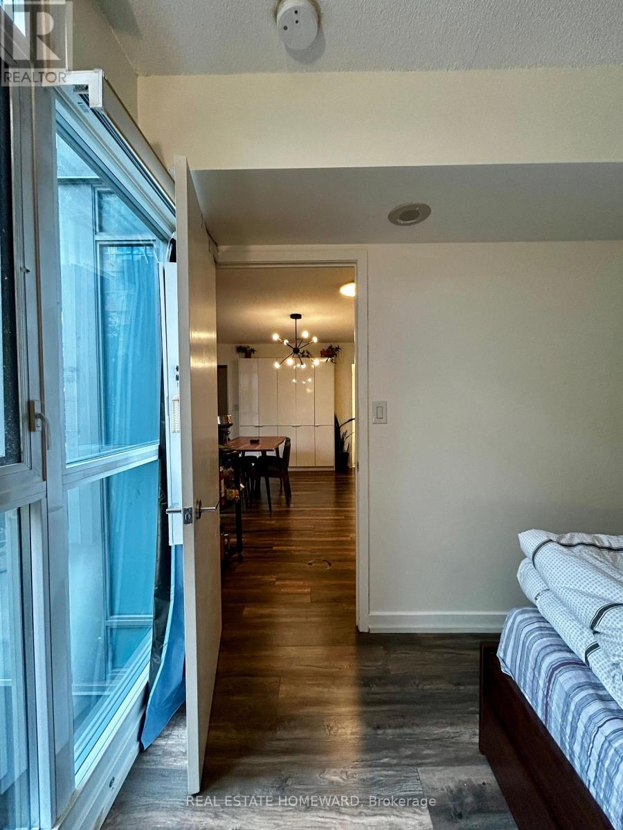 331 - 15 Iceboat Terrace, Toronto, Ontario  M5V 4A5 - Photo 7 - C13631682