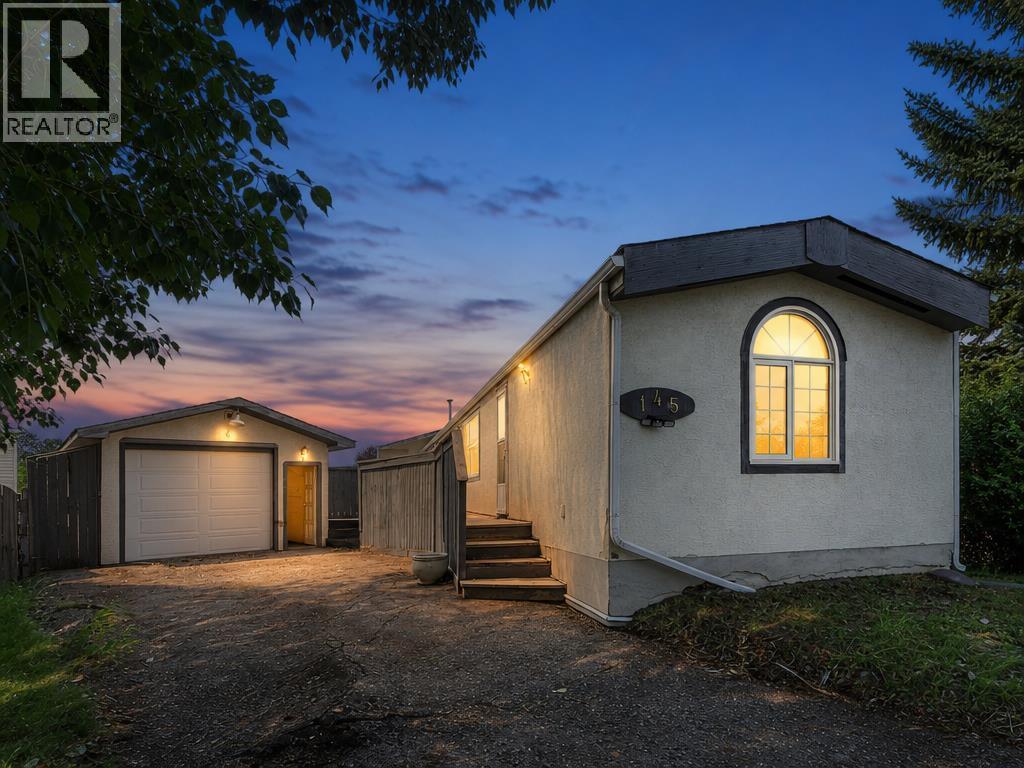 145 Spring Haven Mews SE, airdrie, Alberta