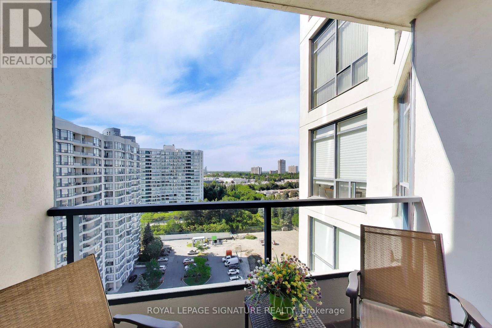 1802 - 1 Clark Avenue W, Vaughan, Ontario  L4J 7Y6 - Photo 12 - N13631704