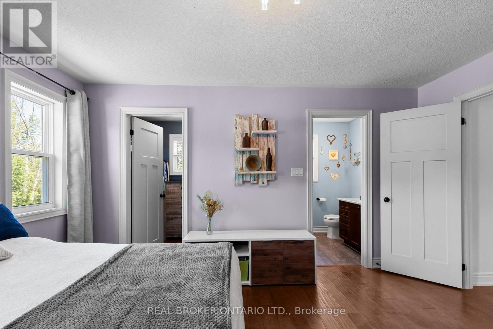34 Merrington Avenue, Oro-Medonte, Ontario  L3V 0R5 - Photo 13 - S13631698