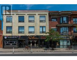 812 BLOOR STREET W, Toronto, Ontario
