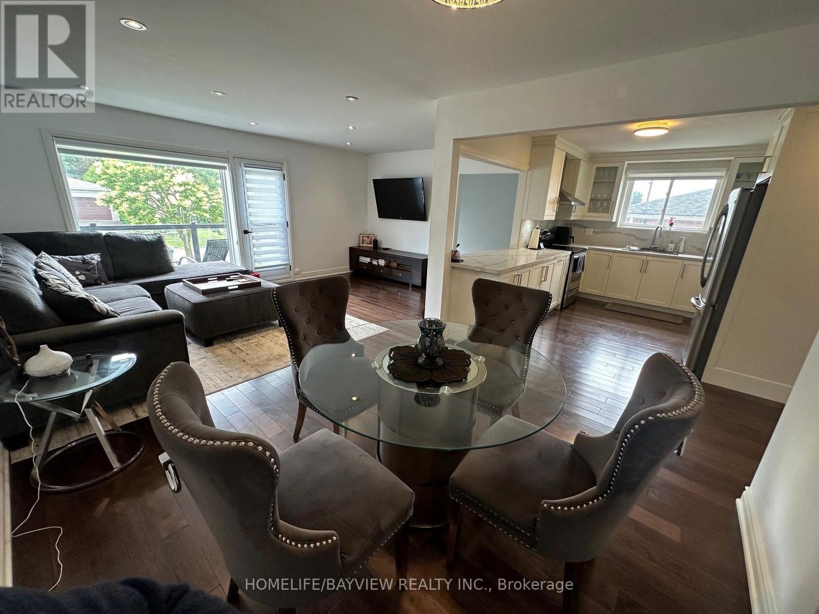 Main - 68 Knighton Drive, Toronto, Ontario  M4A 1W2 - Photo 3 - C13630966