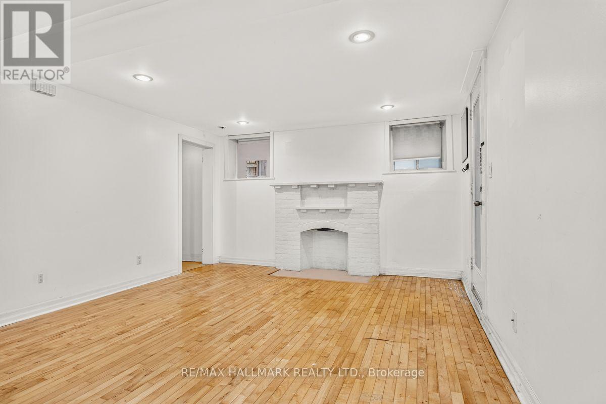 Lower - 483 Parkside Drive, Toronto, Ontario M6R 2Z9 - Photo 2 - W13601064