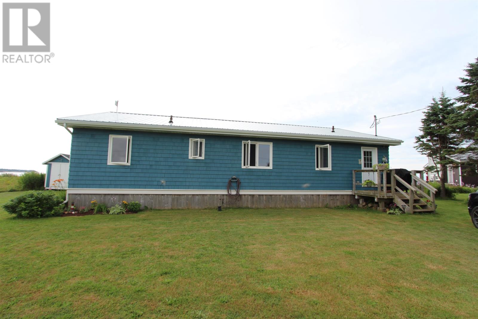 28 Gordons Way, Augustine Cove, Prince Edward Island  C0B 1X0 - Photo 2 - 202619393