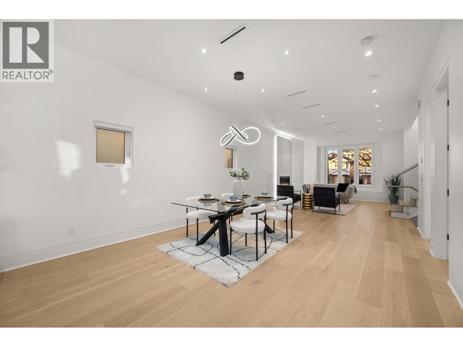 4346 Pender Street, Burnaby, British Columbia  V5C 2M6 - Photo 6 - R3148069