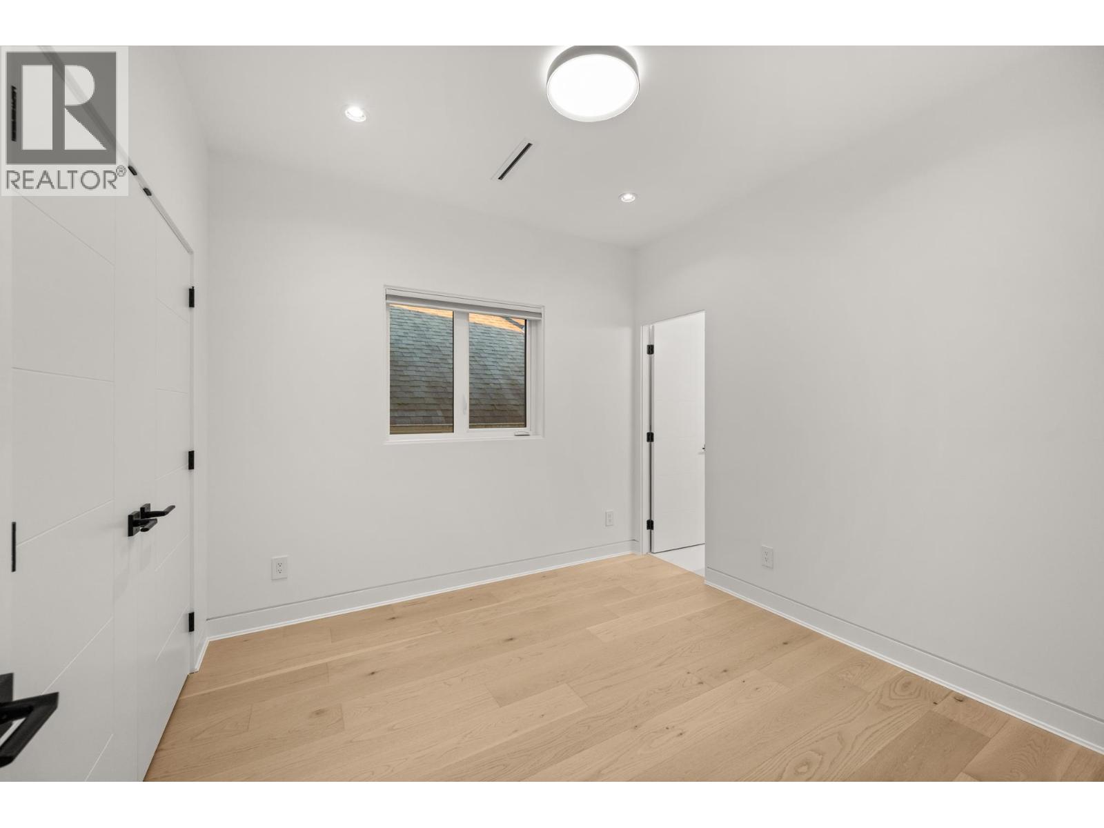 4346 Pender Street, Burnaby, British Columbia  V5C 2M6 - Photo 26 - R3148069