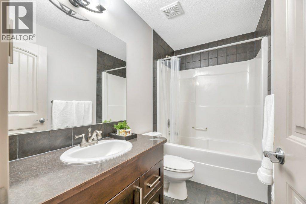 101 Hawkmere Place, Chestermere, Alberta  T1X 0C6 - Photo 30 - A2332285