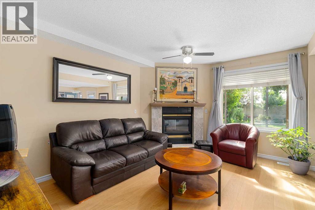 232 Harvest Glen Place NE, Calgary, Alberta  T3K 4J1 - Photo 8 - A2333348