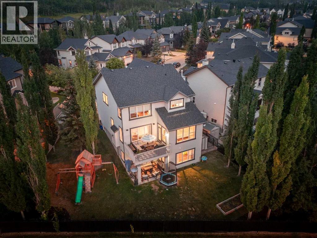 31 Crestridge Way Sw, Calgary, Alberta  T3B 5Z3 - Photo 7 - A2334173
