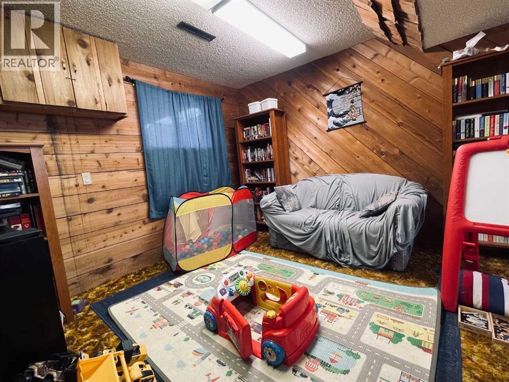36 Park Meadows Boulevard N, Lethbridge, Alberta  T1H 4H8 - Photo 25 - A2330254