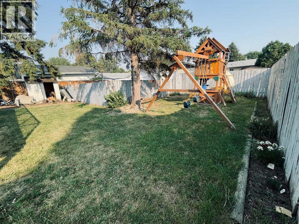 36 Park Meadows Boulevard N, Lethbridge, Alberta  T1H 4H8 - Photo 30 - A2330254