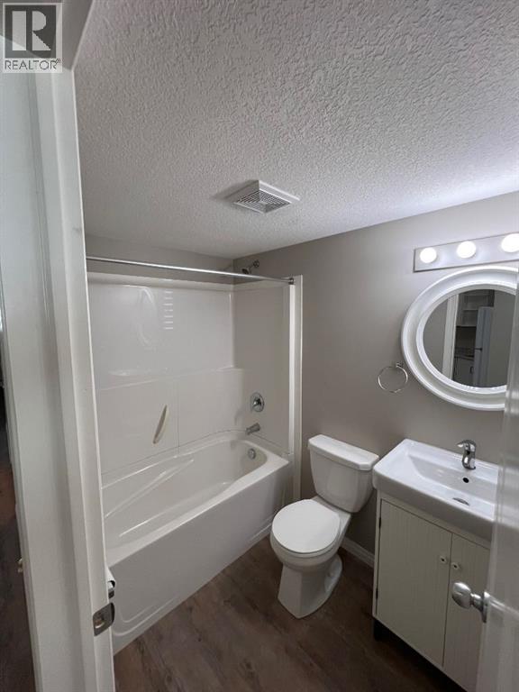 0, 115 8 Avenue SW, High River, Alberta  T1V 1A3 - Photo 9 - A2332879