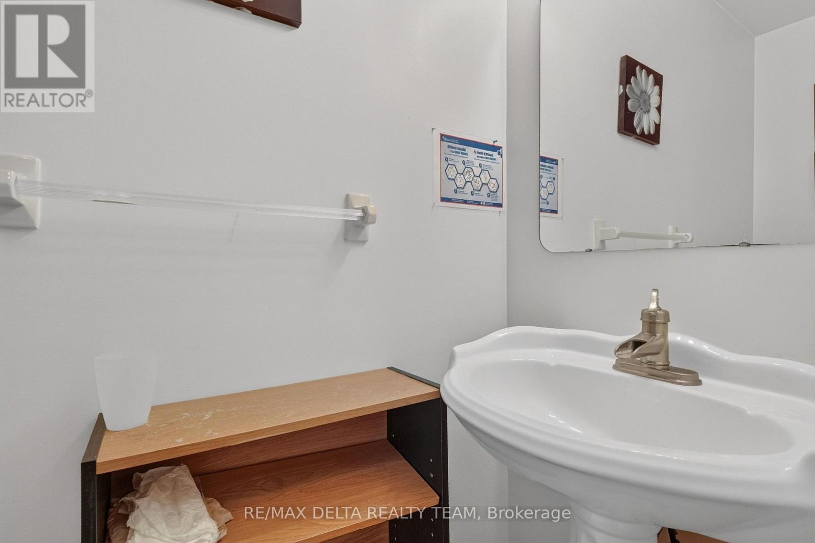 13 Sherk Crescent, Ottawa, Ontario  K2K 2L4 - Photo 7 - X13631710