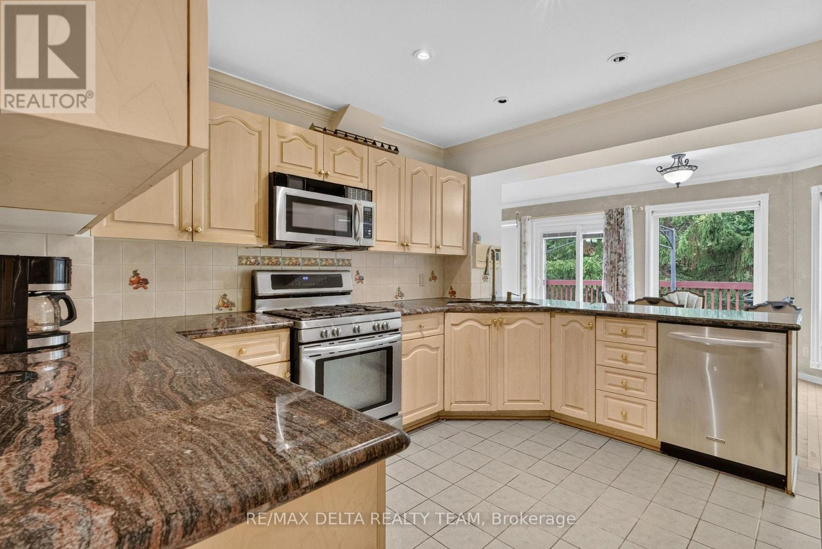 13 Sherk Crescent, Ottawa, Ontario  K2K 2L4 - Photo 9 - X13631710