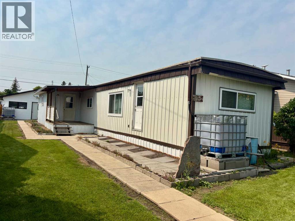 5122 46 Street, Mannville, Alberta  T0B 2W0 - Photo 1 - A2334180