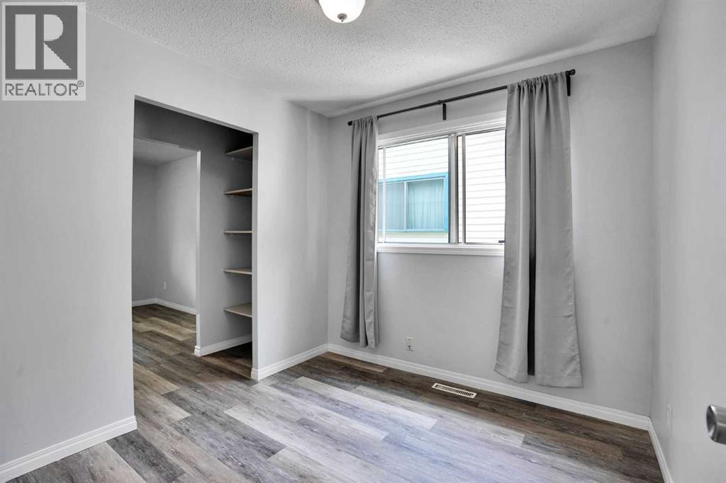 3257 32a Avenue SE, Calgary, Alberta  T2B 0J6 - Photo 13 - A2331061
