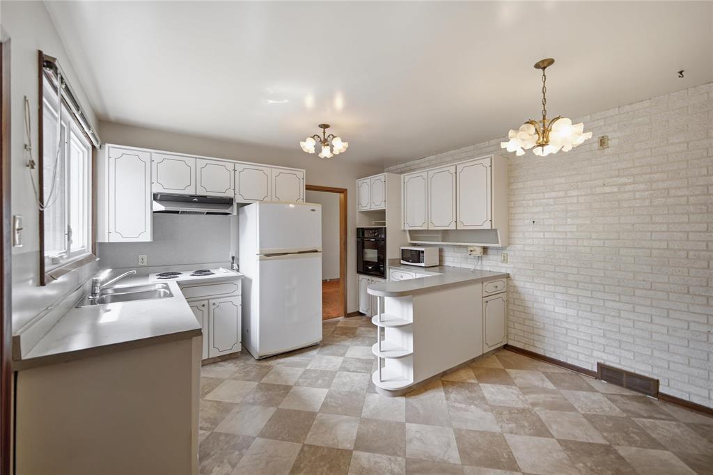 987 Sinclair Street, Winnipeg, Manitoba R2V 2Y3 - Photo 10 - 202619264