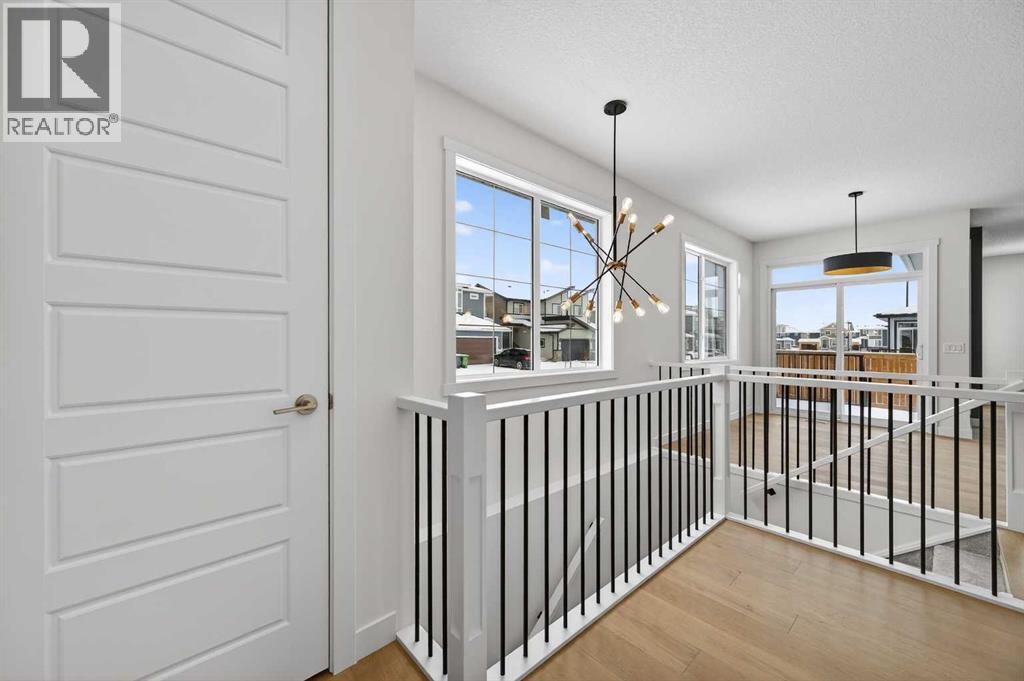 277 Waterford Way, Chestermere, Alberta  T1X 2Z6 - Photo 7 - A2325704